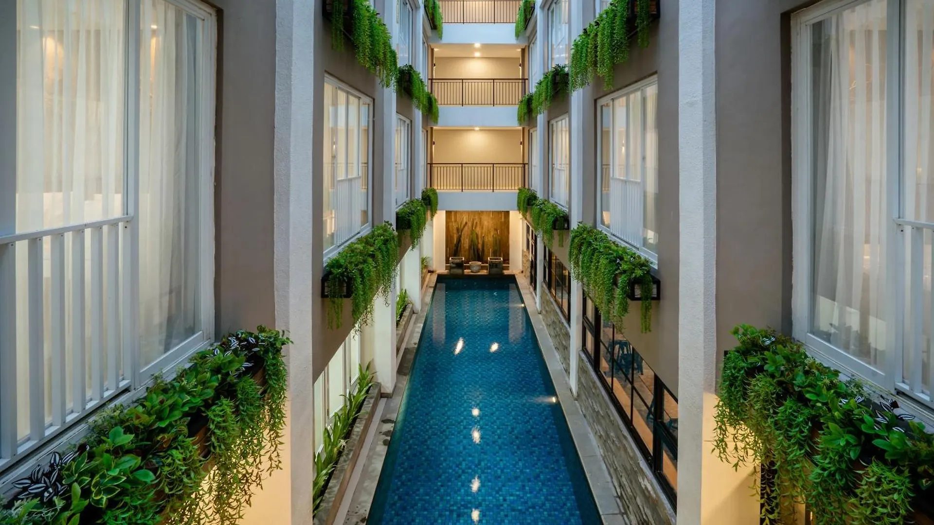 Grand Inkuta Hotel Seminyak   Seminyak (Bali)
